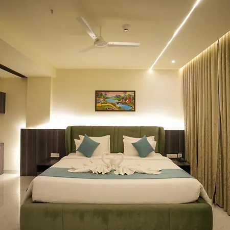 Town Square Suites-3