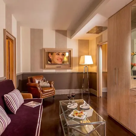 The Inn At The Spanish Steps Luxury Collection - The Club Condotti 91-2