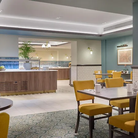 Hilton Edinburgh Carlton-2