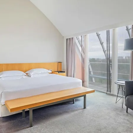 Lyon Marriott Hotel Cite Internationale-3