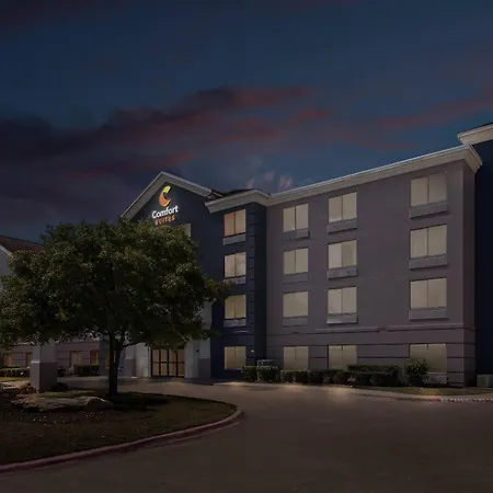Comfort Suites Austin Airport-2