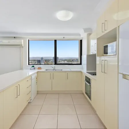 Aegean Apartments Surfers Paradise-3