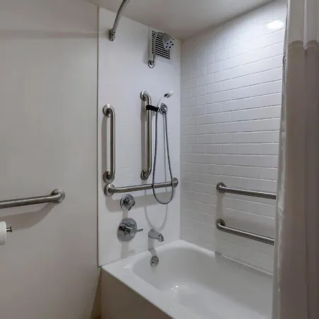 Quality Inn Lexington -Horse Park-3