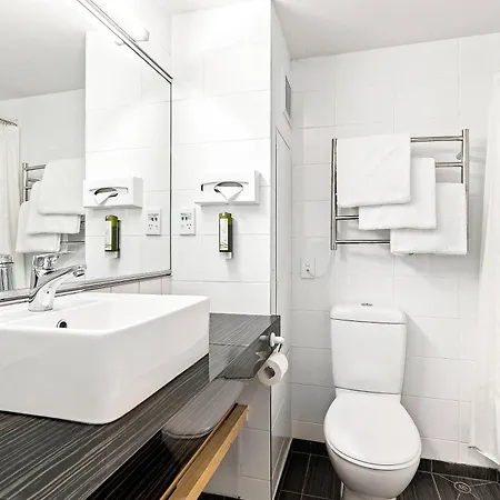 Hotel Elms Christchurch, An Ascend Collection Hotel-2