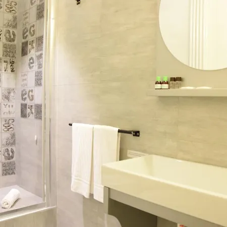 Design&Art Pie' - Elegant Rooms Near The Pantheon, Calm & Central Stay-2
