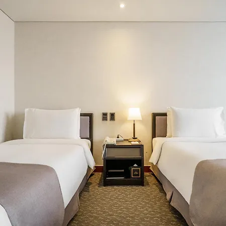 Hotel President-3
