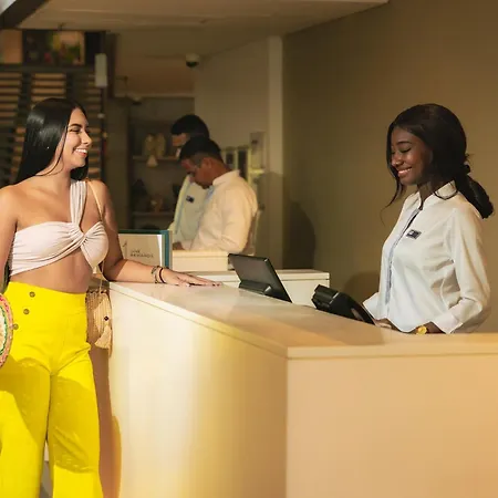 Holiday Inn Express - Cartagena Bocagrande By Ihg-3