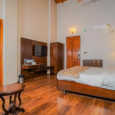 Neelesh Inn - Luxury Lake View Resort With Swimming Pool On Bhimtal Lake-2