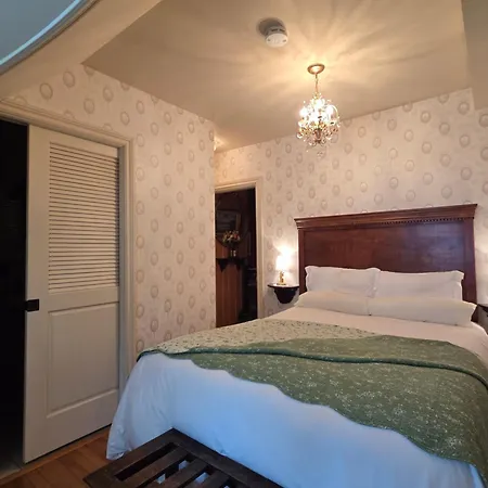 Auberge J.A Moisan-3