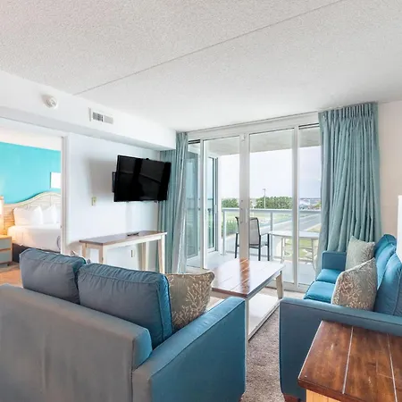 Bay Club Resort By Coolvacay-3