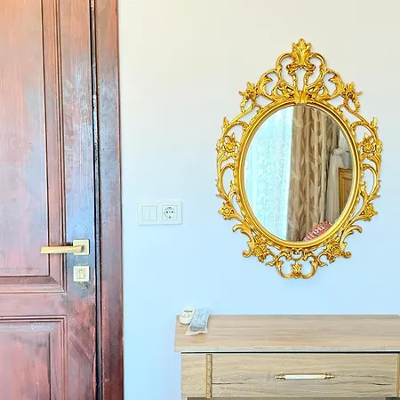 April Mansion-2