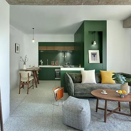 Baseplus-Shanghai Binjiang Serviced Apartment-3