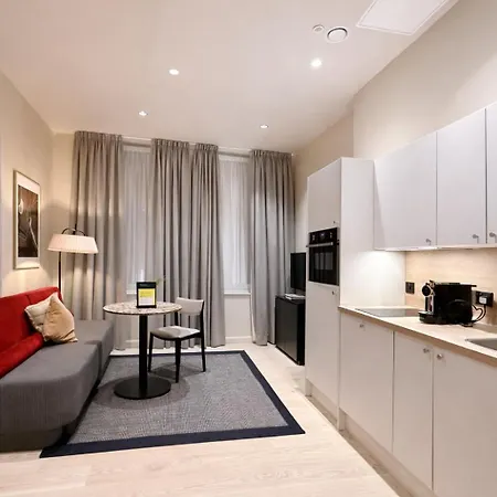 Vcity Suites At The Teacher-2