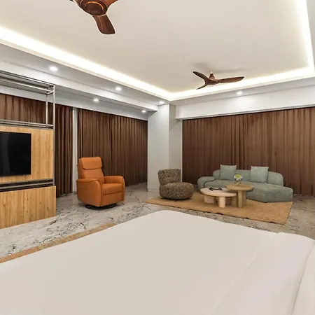 Country Inn Dehradun-3