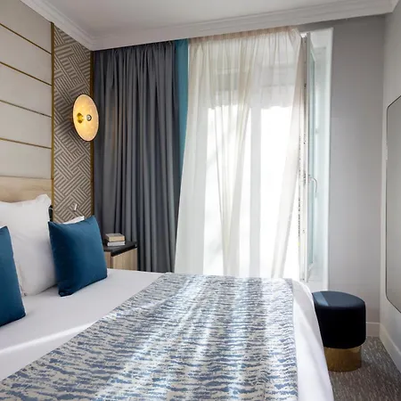 Hotel Nude Paris - Color Vision-3