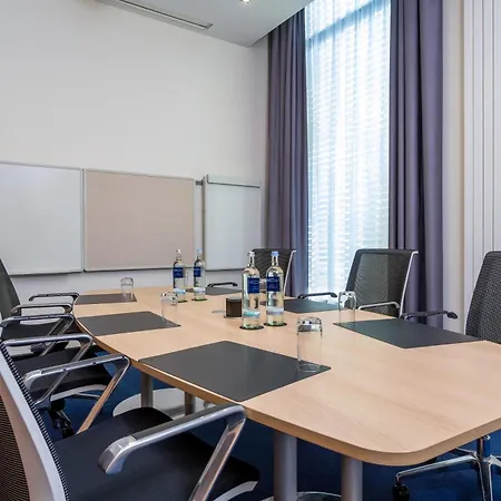 Intercityhotel Frankfurt Airport Terminal 3-2