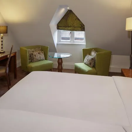 Doubletree By Hilton Stratford-Upon-Avon, United Kingdom-3