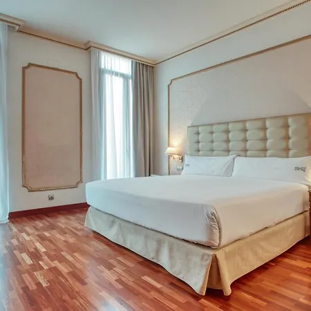 Hotel Roger De Lluria-2