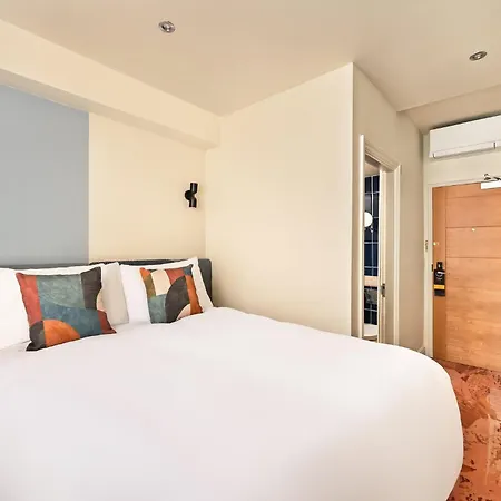 London Bloomsbury Square Hotel By Ihg-2