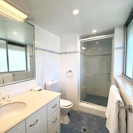 Surfers Beachside Holiday Apartments-3
