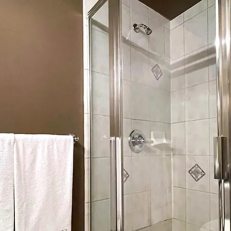 Carmana Hotel & Suites-2