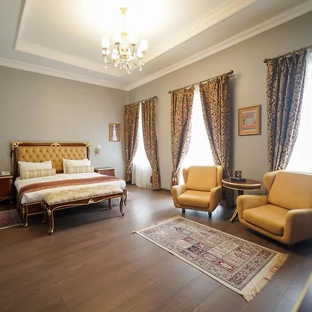 Shah Palace Luxury Museum Hotel-3