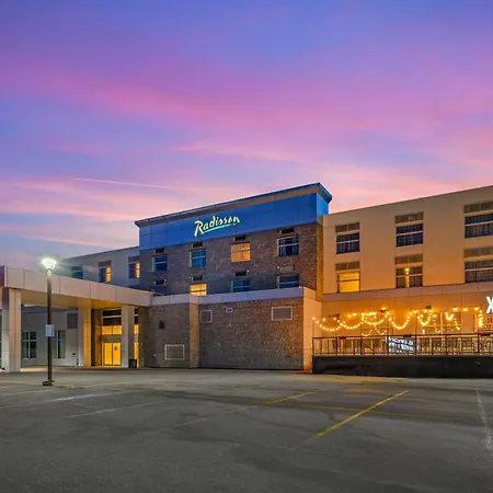 Radisson Hotel & Conference Centre Calgary Airport-2