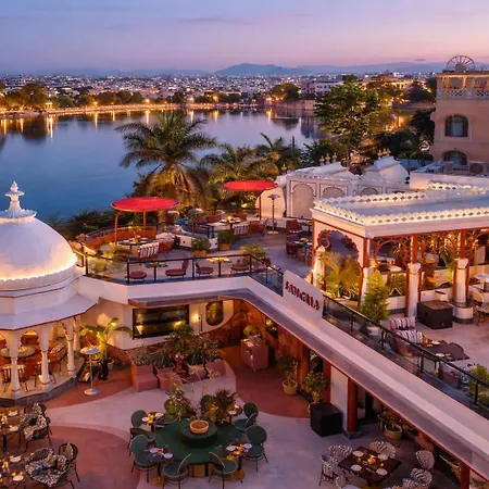 Swaroop Vilas - Lake Facing Boutique Hotel-2