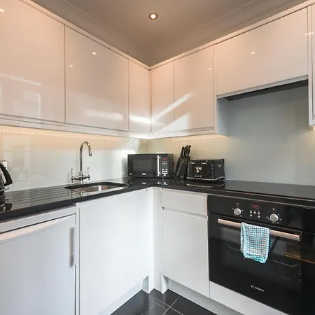 Curzon Street By Mansley-3