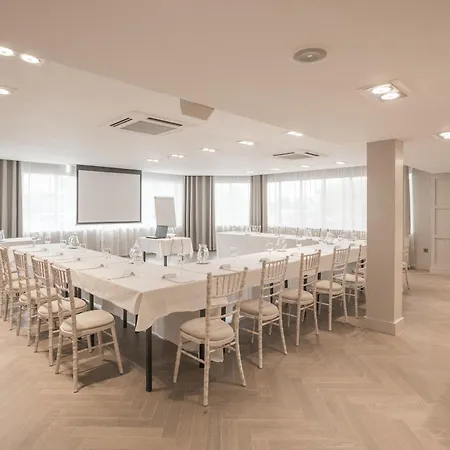 Palm Court Hotel-2