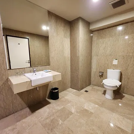 Grand Paragon Hotel-3
