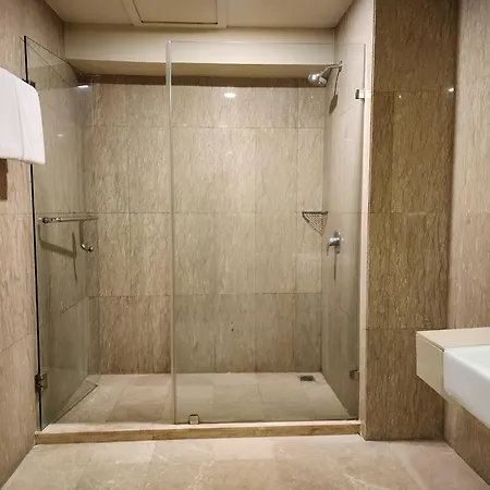 Grand Paragon Hotel-2