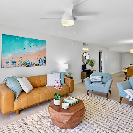 Cocoa Beach Towers - Oceanfront Resort With Heated Pool, Tennis Steps From The Pier-2