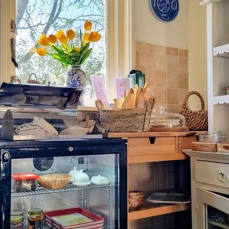 Bikes And Breakfast, City Farmer Amsterdam A Guesthouse With Free Parking-3