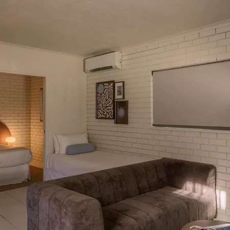 Gold Coast Airport Motel - Only 300 Meters To Airport Terminal-3