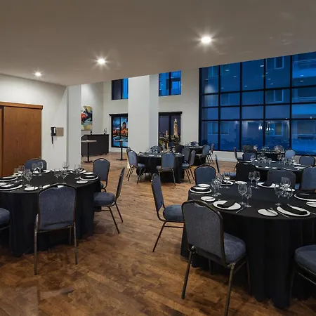 Hilton Garden Inn Montreal Centre-Ville-3