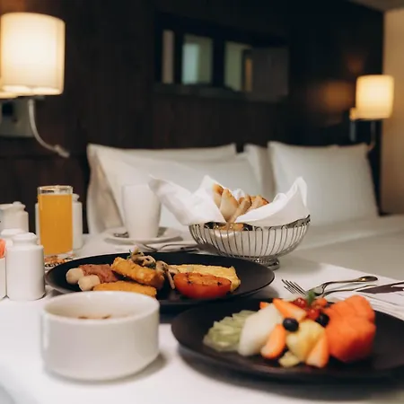 Holiday Inn Abu Dhabi By Ihg-3