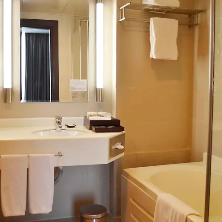 Holiday Villa Hotel & Residence City Centre Doha-2