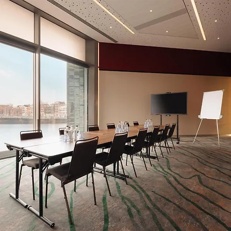 Doubletree By Hilton Amsterdam Centraal Station-2