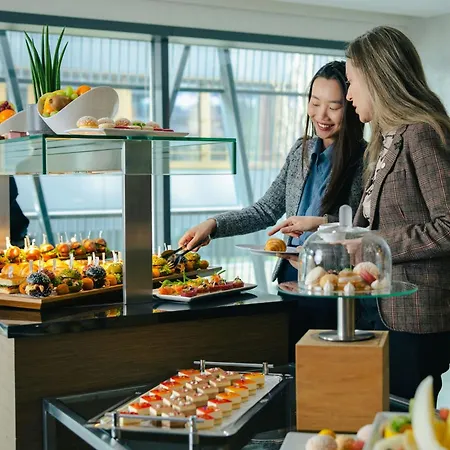 Sheraton Zuerich Hotel-3