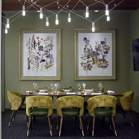 The Charter Hotel Seattle, Curio Collection By Hilton-3