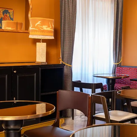Boutique Hotel Metro 900-3