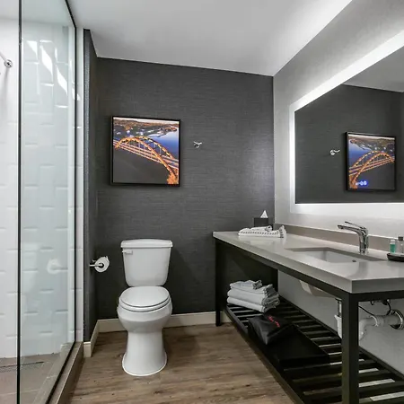 Cambria Hotel Austin Airport-2