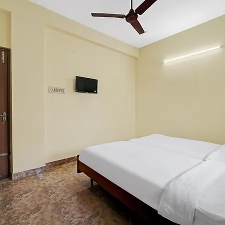Collection O Senthamizh Residency-2