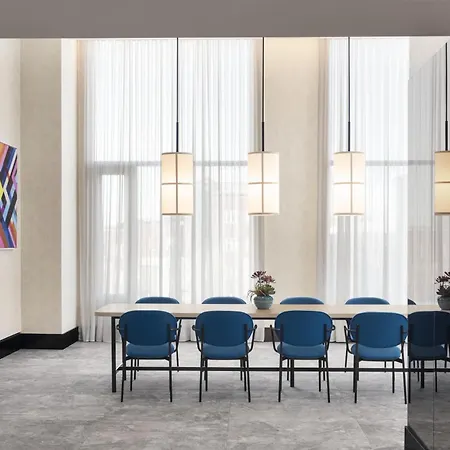 Hyatt Centric Montreal-3