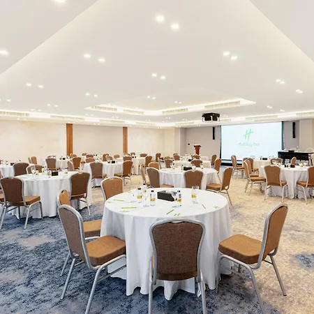 Holiday Inn Riyadh The Business District By Ihg-2