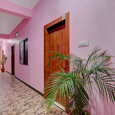 Hotel O Apna Palace-3