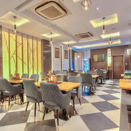 Hotel Apple Inn & Suites, New Delhi-2