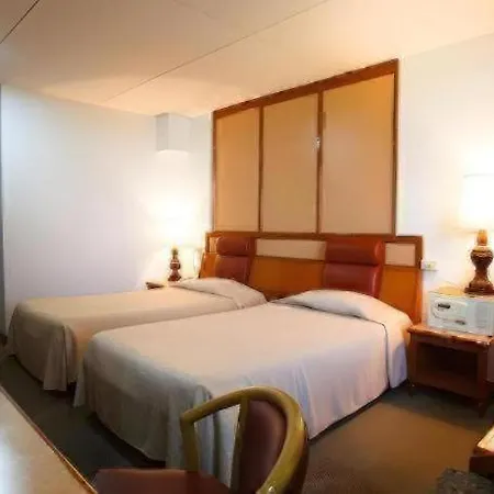 Nana Hotel Bangkok-3