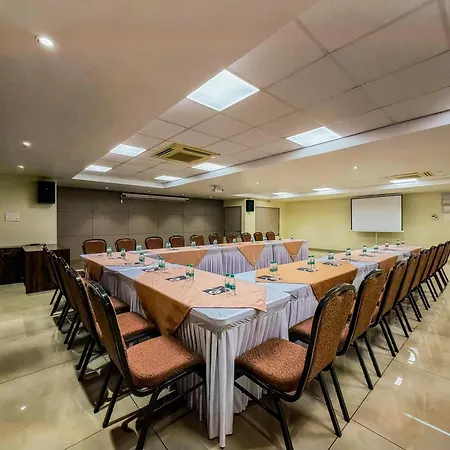 Zip By Spree Hotels Kolhapur-2
